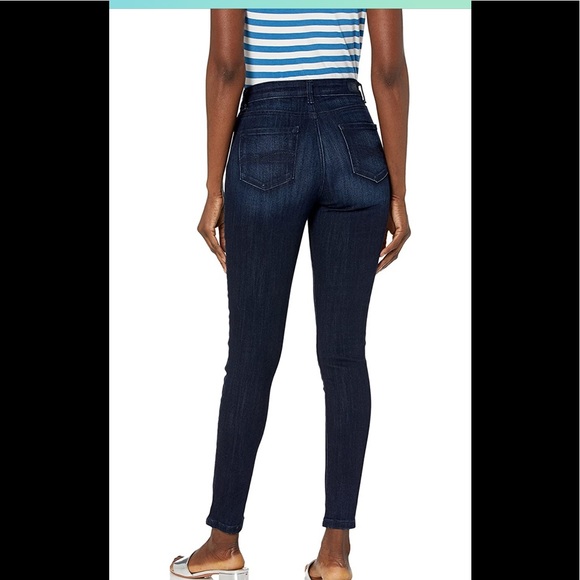 Lee Sculpting Jeans Mid rise Tummy control in Army Green size 8 - Picture 2 of 14